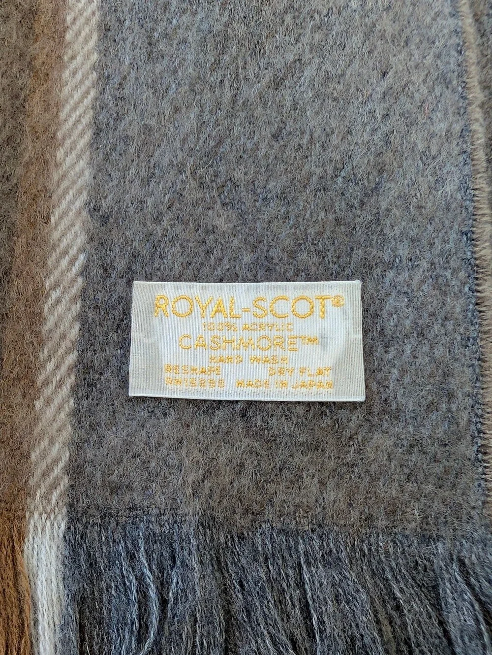 Gray Plaid Scarf - Men's Classic Fall Winter Accessory